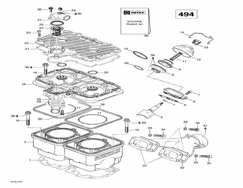  SkiDoo Skandic Wide Track LC, 2000 - Cylinder, Exhaust Manifold (494)