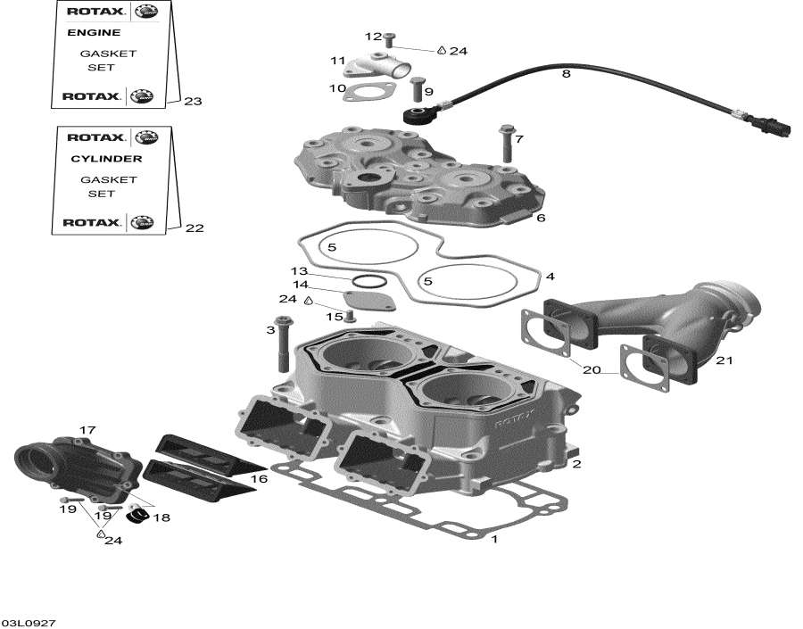 Snowmobiles   - Cylinder And Cylinder Head /     