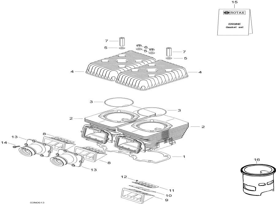 Snowmobile lynx  - Cylinder And Cylinder Head,    